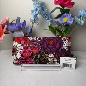 NWT Vera Bradley Rosewood Trifold Wallet Retired pattern